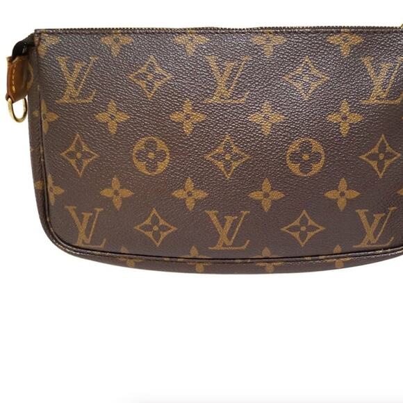 Louis Vuitton Monogram Pochette Accessories Pouch - The RealReal - Picture 1 of 14